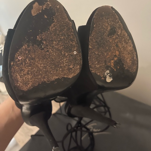 Giuseppe Zanotti ALIEN/WABY115 lace up black suede heels - Picture 9 of 9